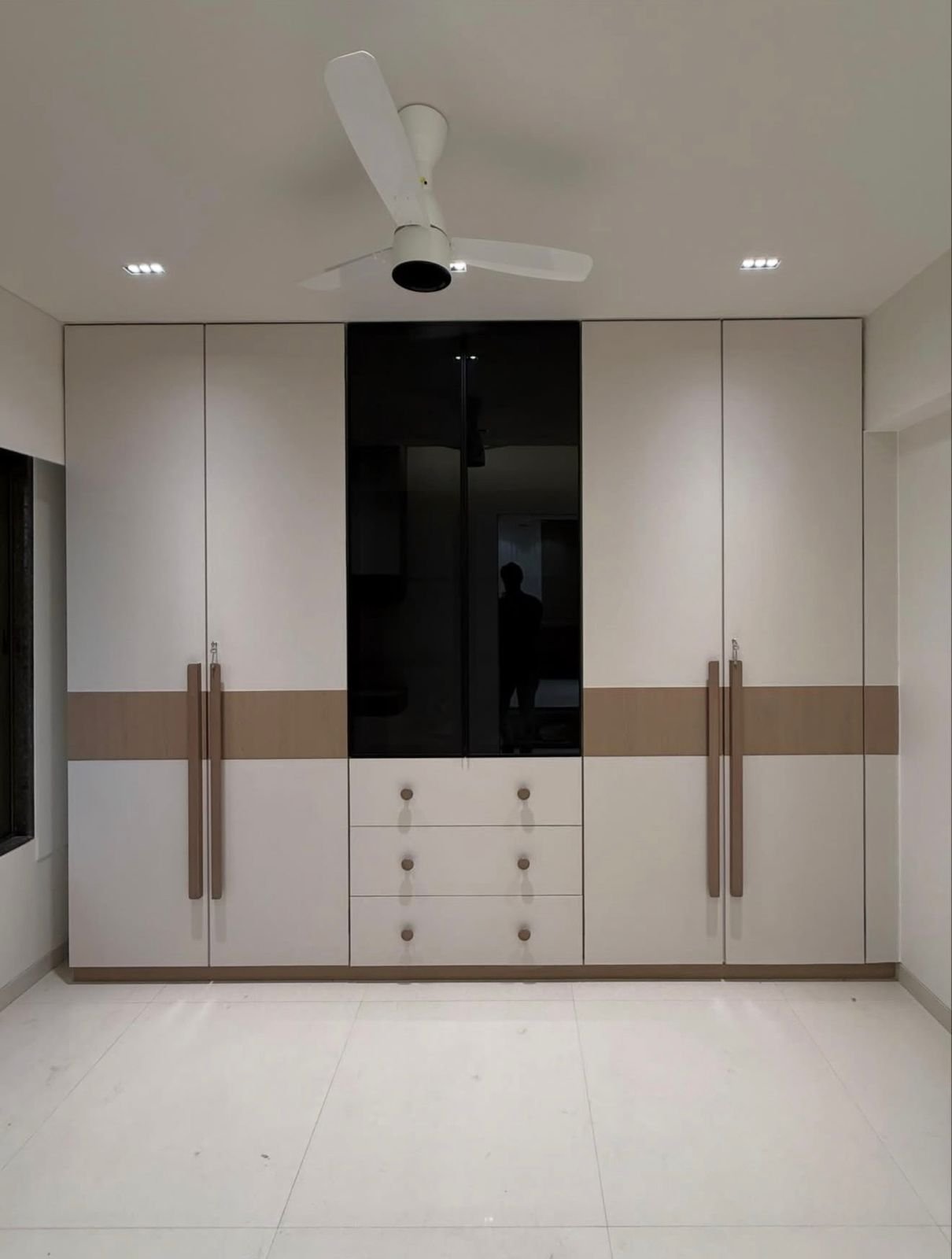 Sliding Wardrobe 8